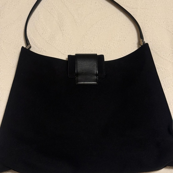 Authentic Vintage Salvatore Ferragamo handbag. - Picture 3 of 13